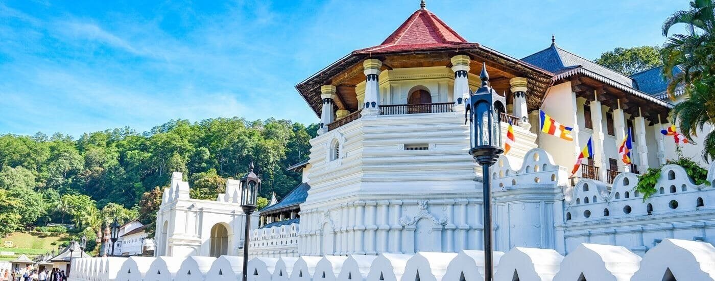 Explore Sri Lanka with Breeze Vacation | Trusted Travel Partner